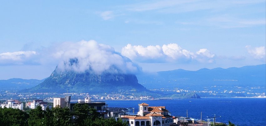 도시 사진은 아닌데 image 3