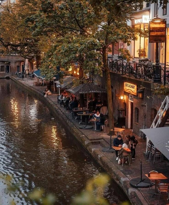 고요한 아름다움이 흐르는 곳, 위트레흐트 image 2