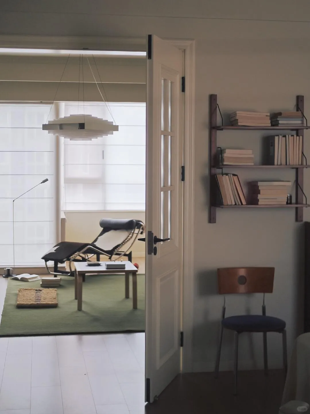 햇살 가득한 공간 image 4