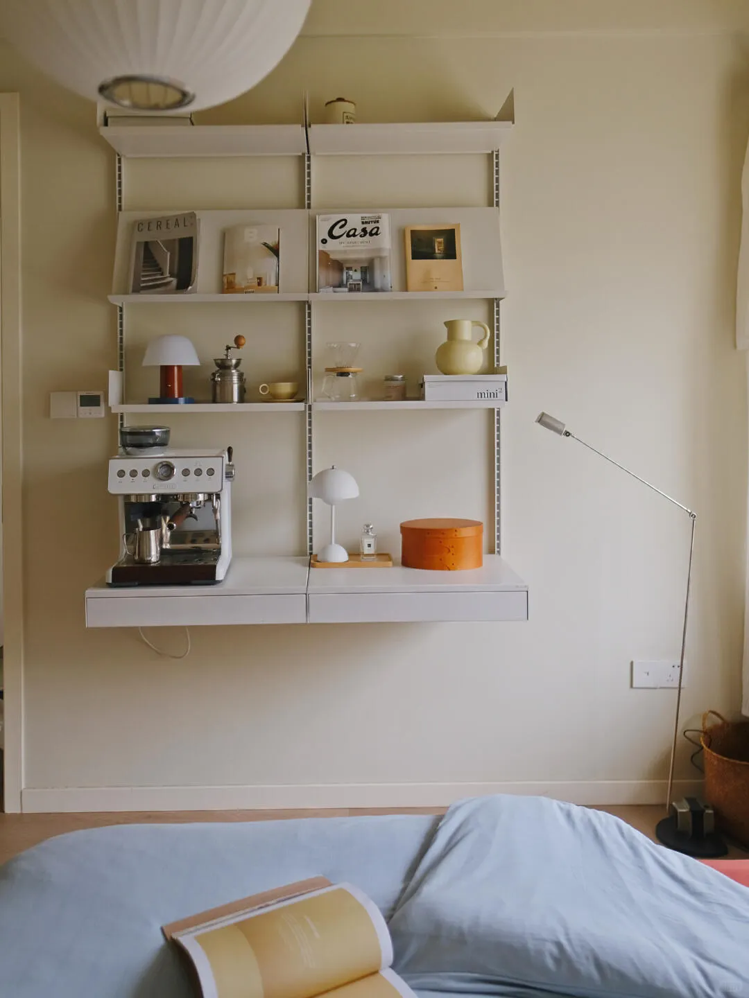 햇살 가득한 공간 image 2