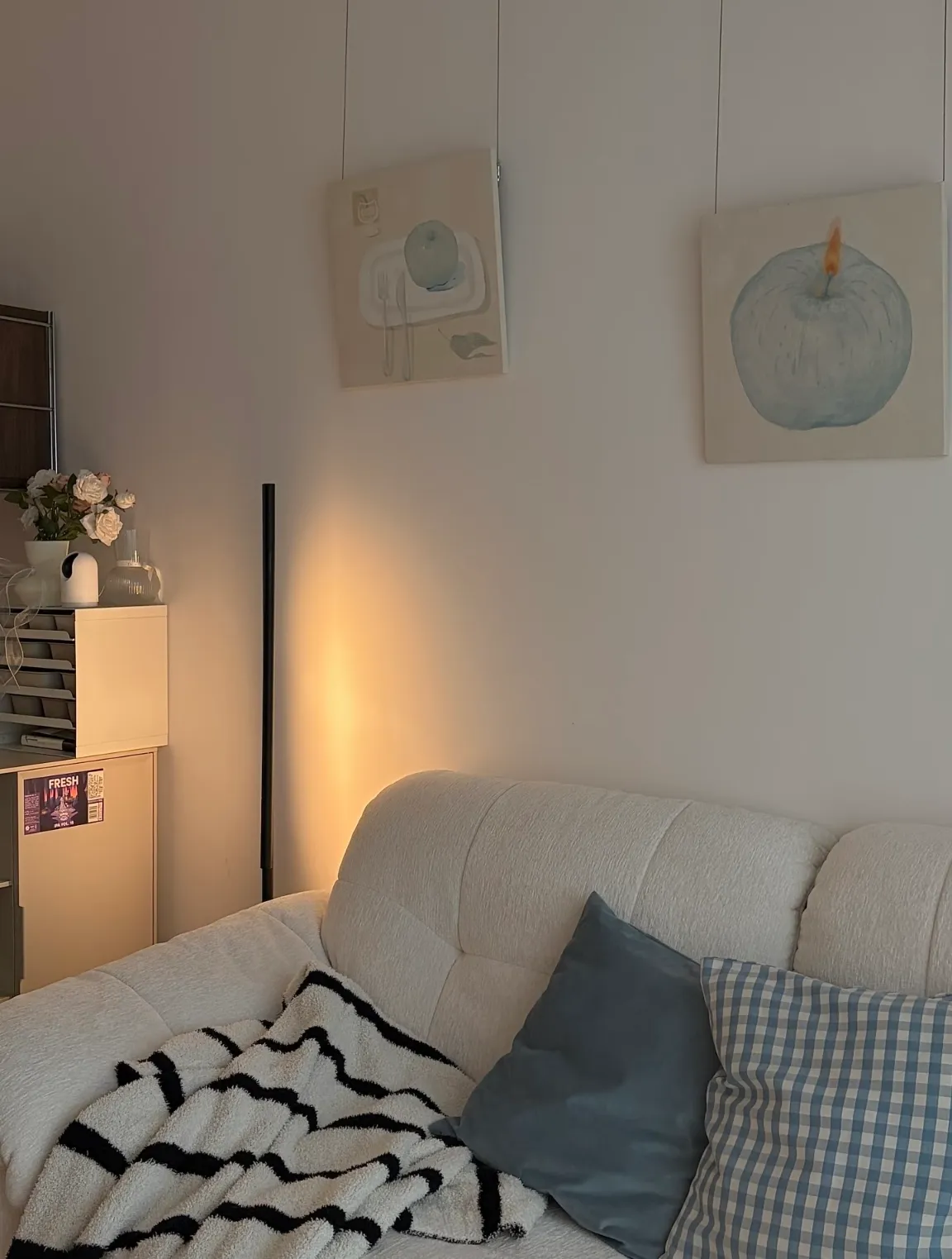 노란 조명에 완전 빠져버림 ✨ image 3