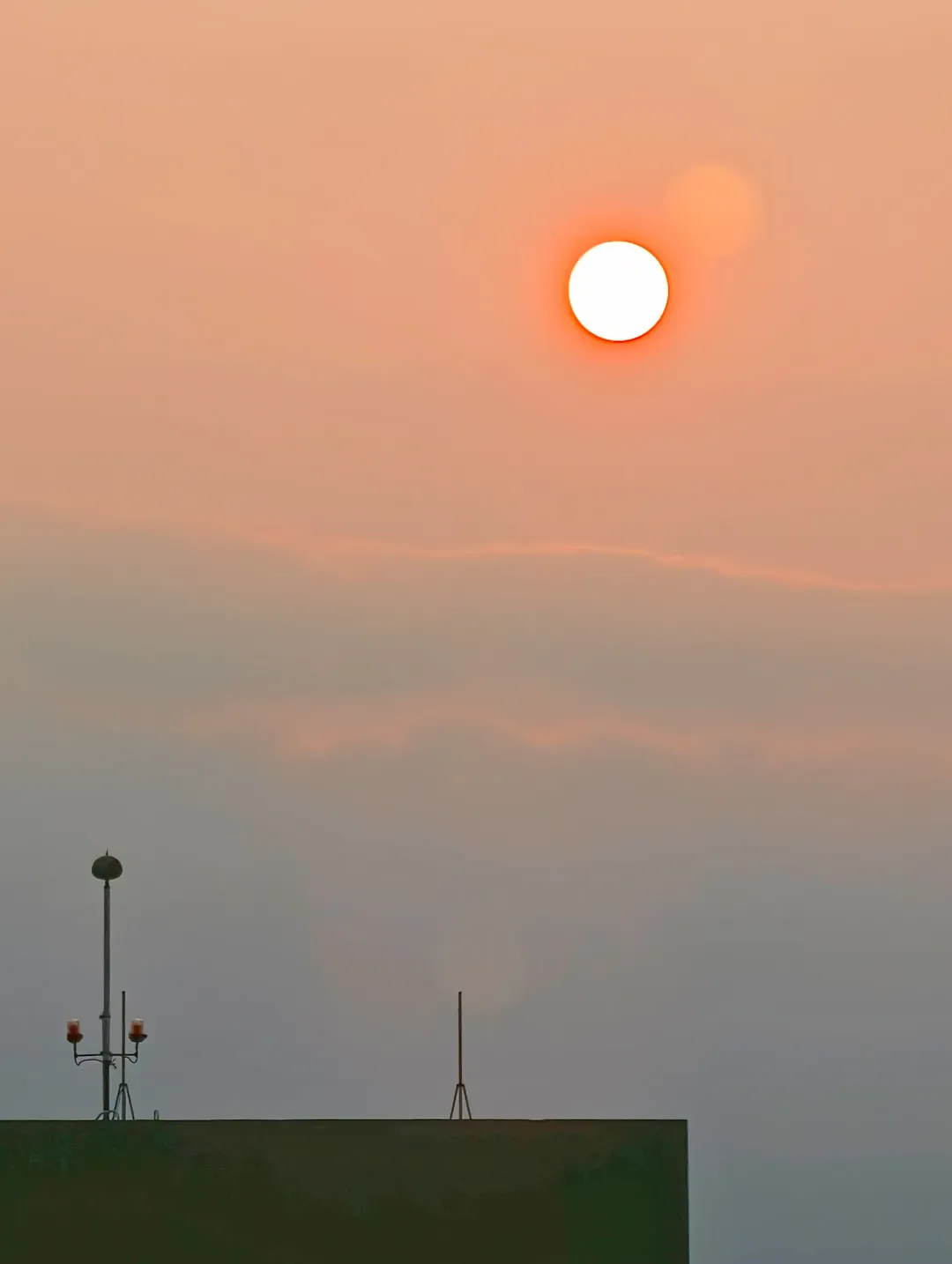 해 질 녘 부드럽고 은은한 하늘도 참 예쁘다 ❤️ image 2