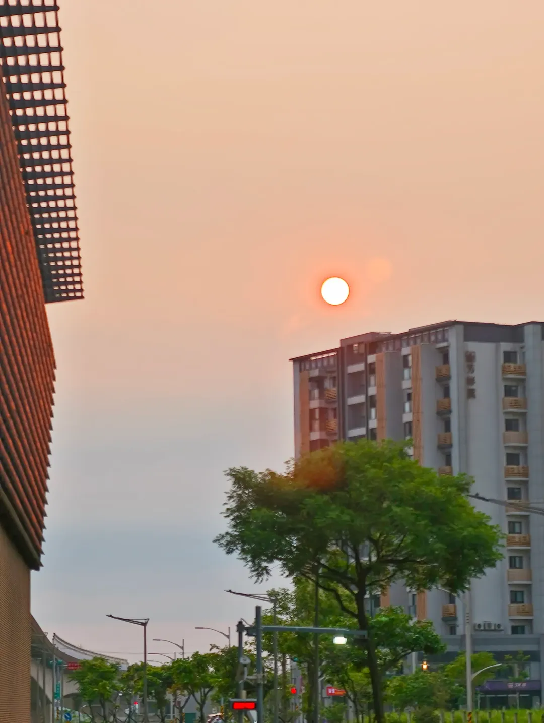 해 질 녘 부드럽고 은은한 하늘도 참 예쁘다 ❤️ image 5