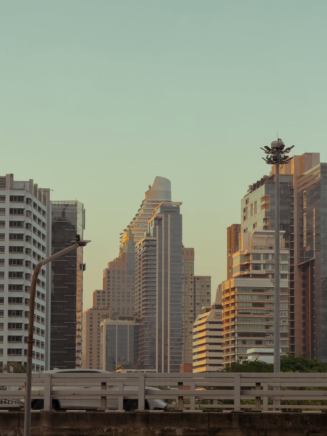 여름날의 방콕 ☀️ image 2