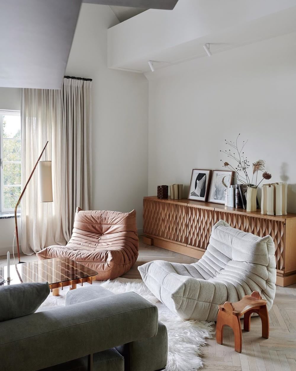 소파가 주는 아늑함이란 ✨ image 4