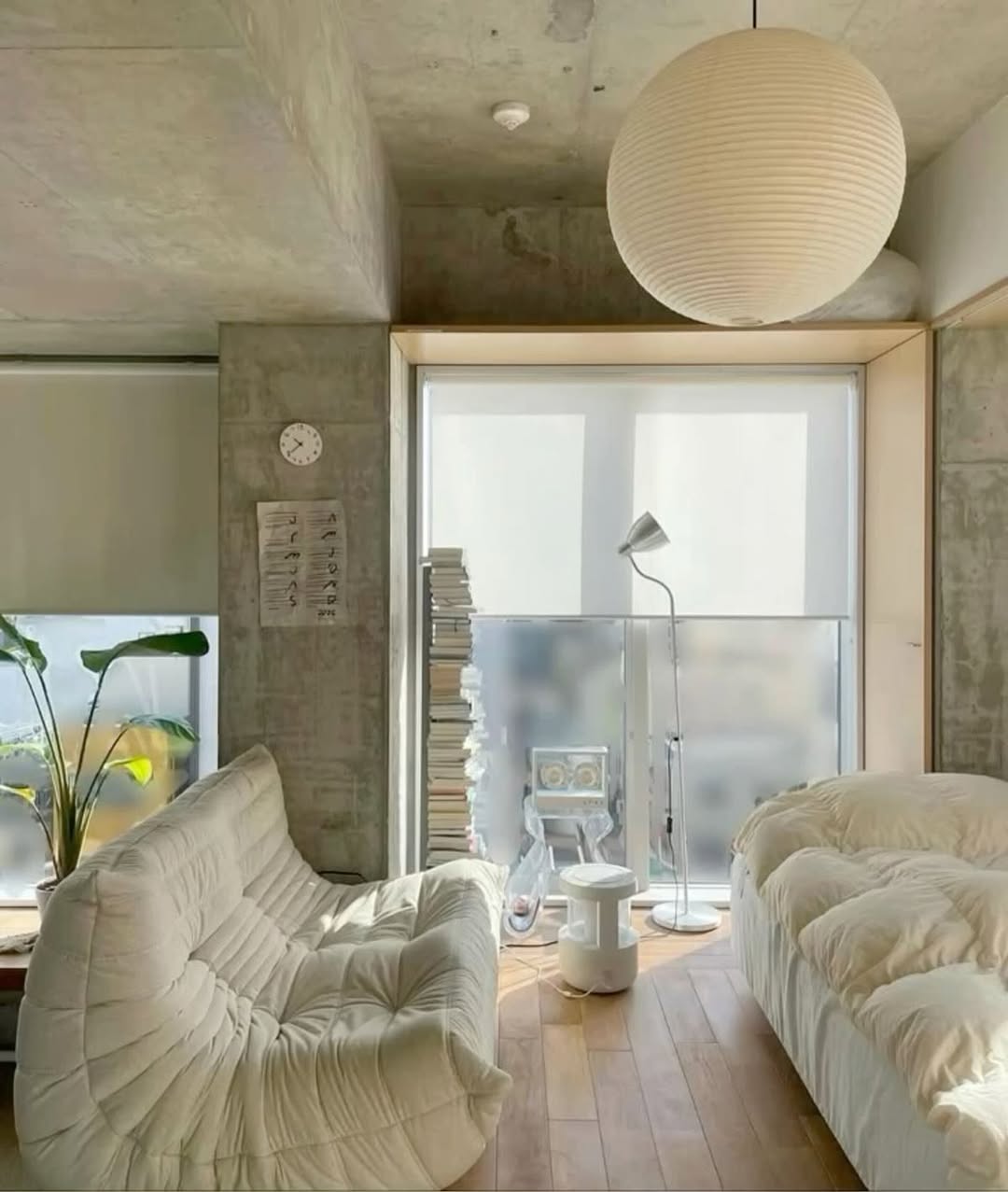 소파가 주는 아늑함이란 ✨ image 1