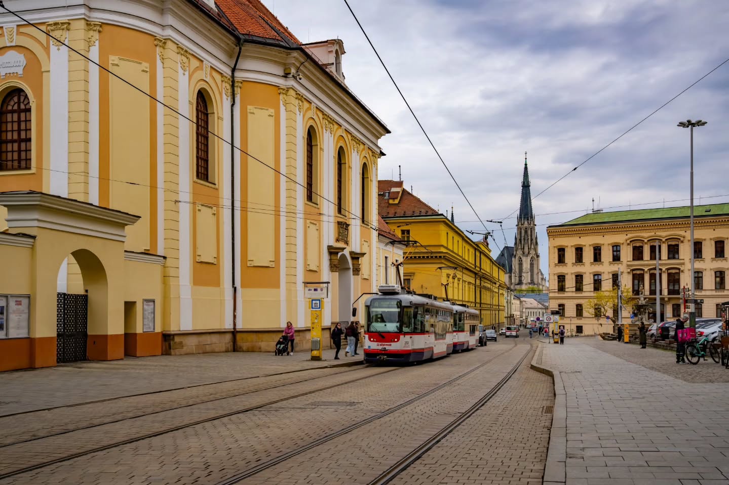 체코 남모라아. image 5