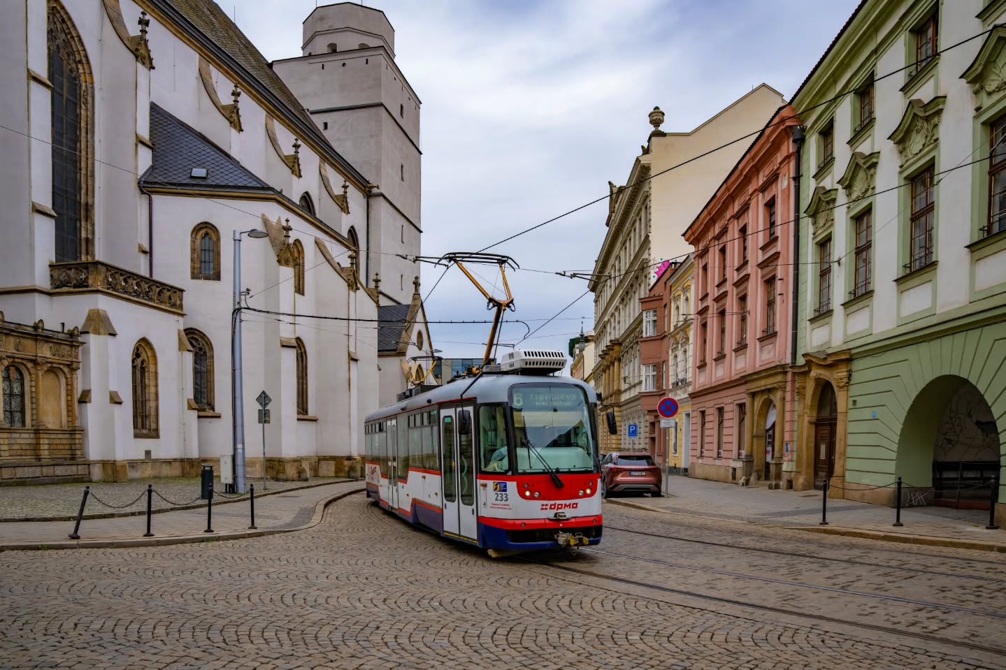 체코 남모라아. image 4