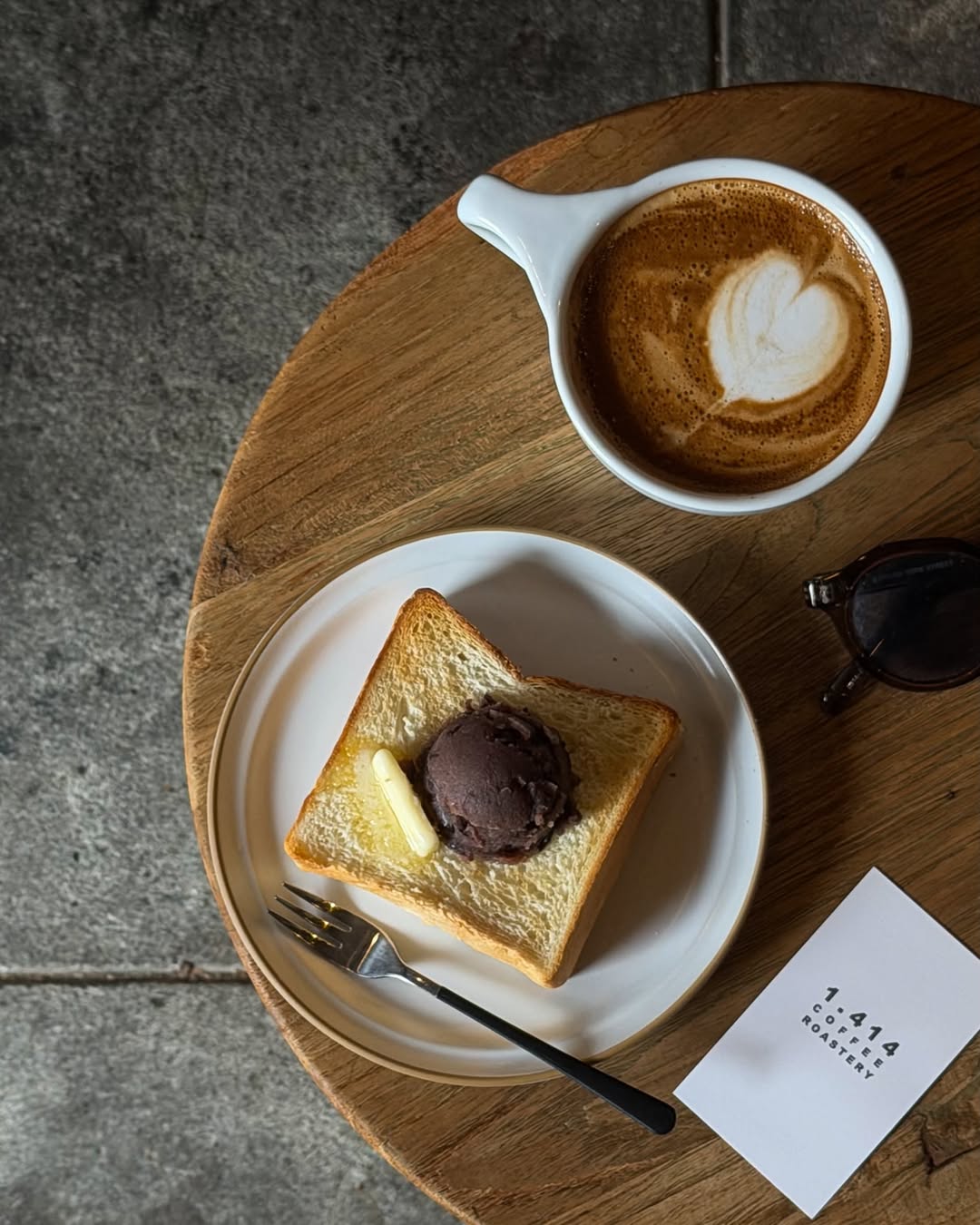혼자 산책하다 발견한 나만의 아늑한 쉼터 ☕️ image 4