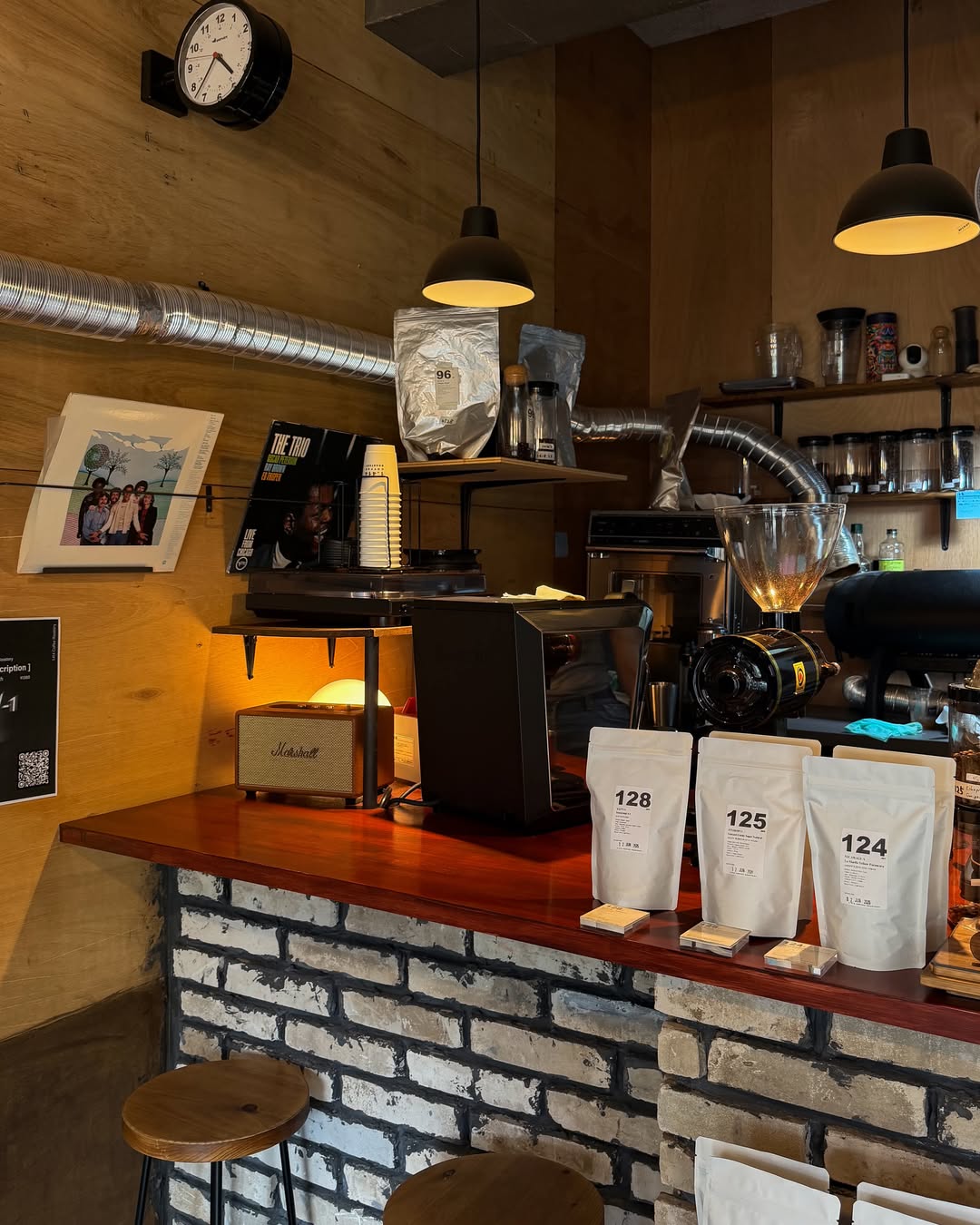 혼자 산책하다 발견한 나만의 아늑한 쉼터 ☕️ image 3