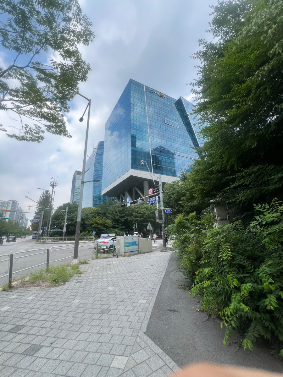 상암동 출장중에 image 1