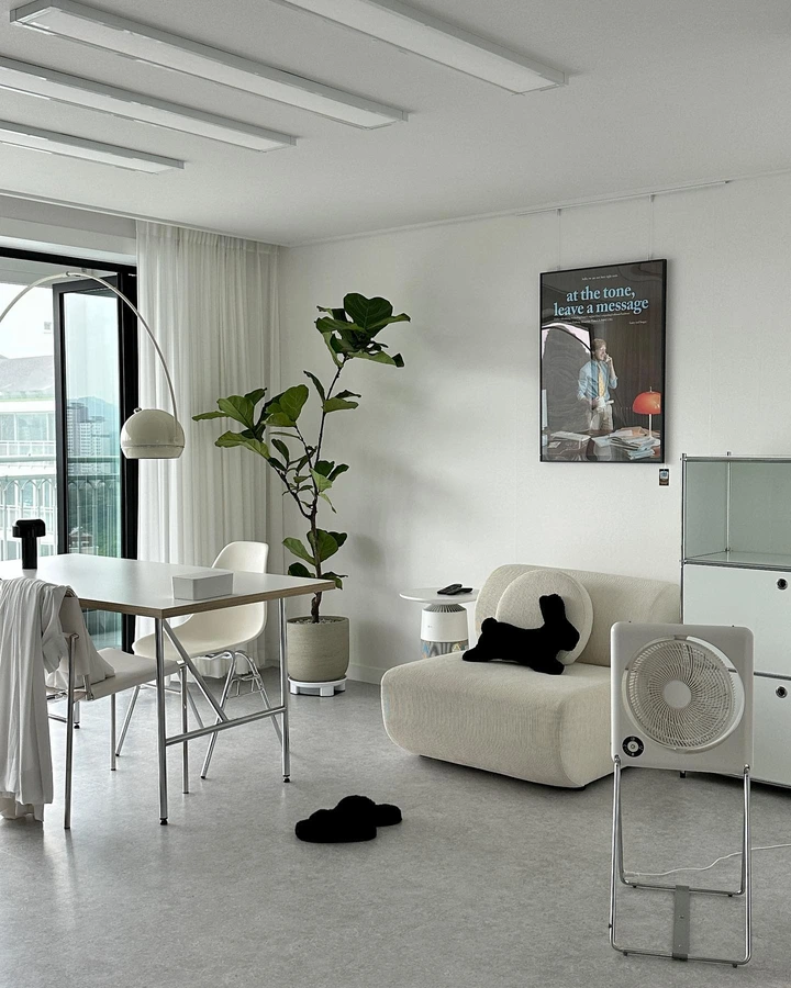 미니멀 화이트톤 홈 오피스 - 6